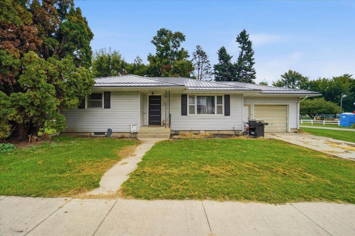 305 Orange Street - Photo 1