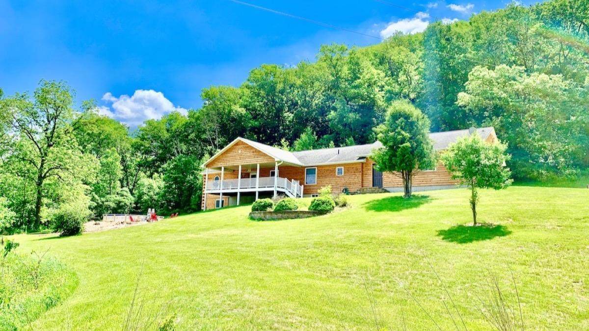 1411 Great River Road - Photo 1