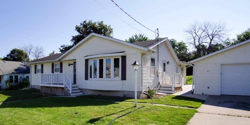 208 1st Street - Photo 1