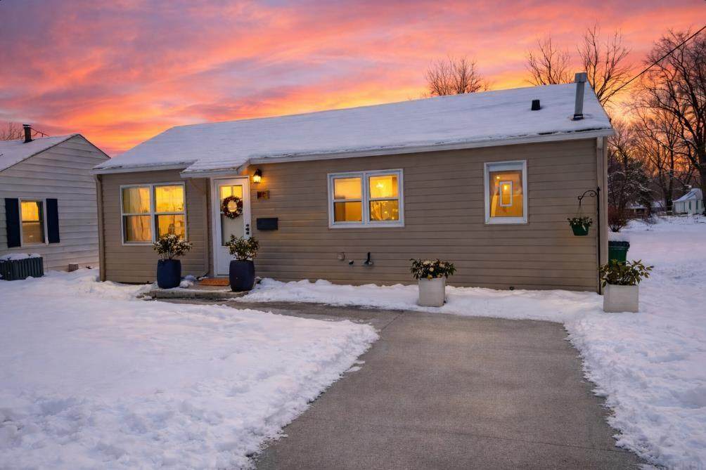 1107 Central Avenue - Photo 1