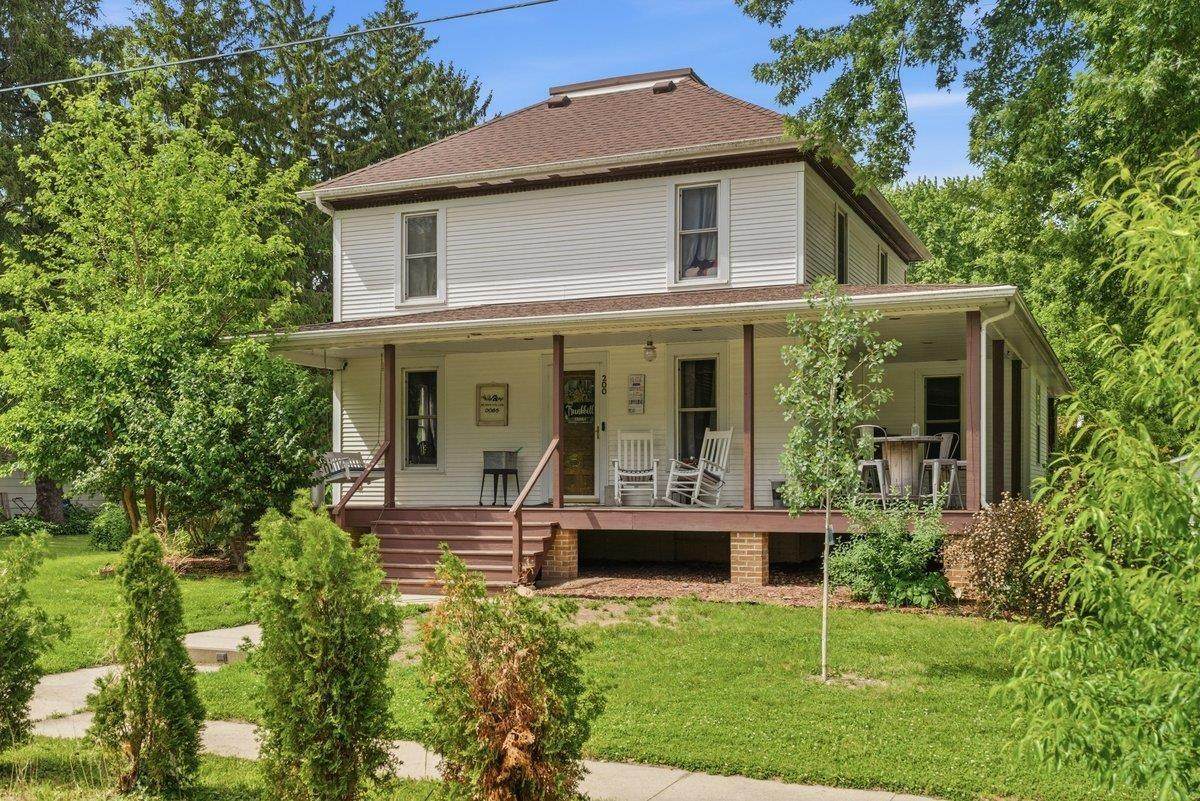 200 Forrest Avenue - Photo 1