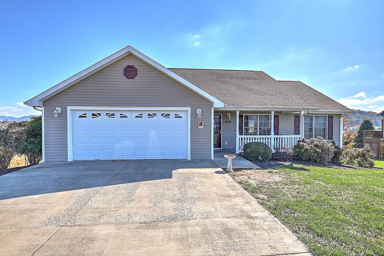655 Ridgecrest Road - Photo 1