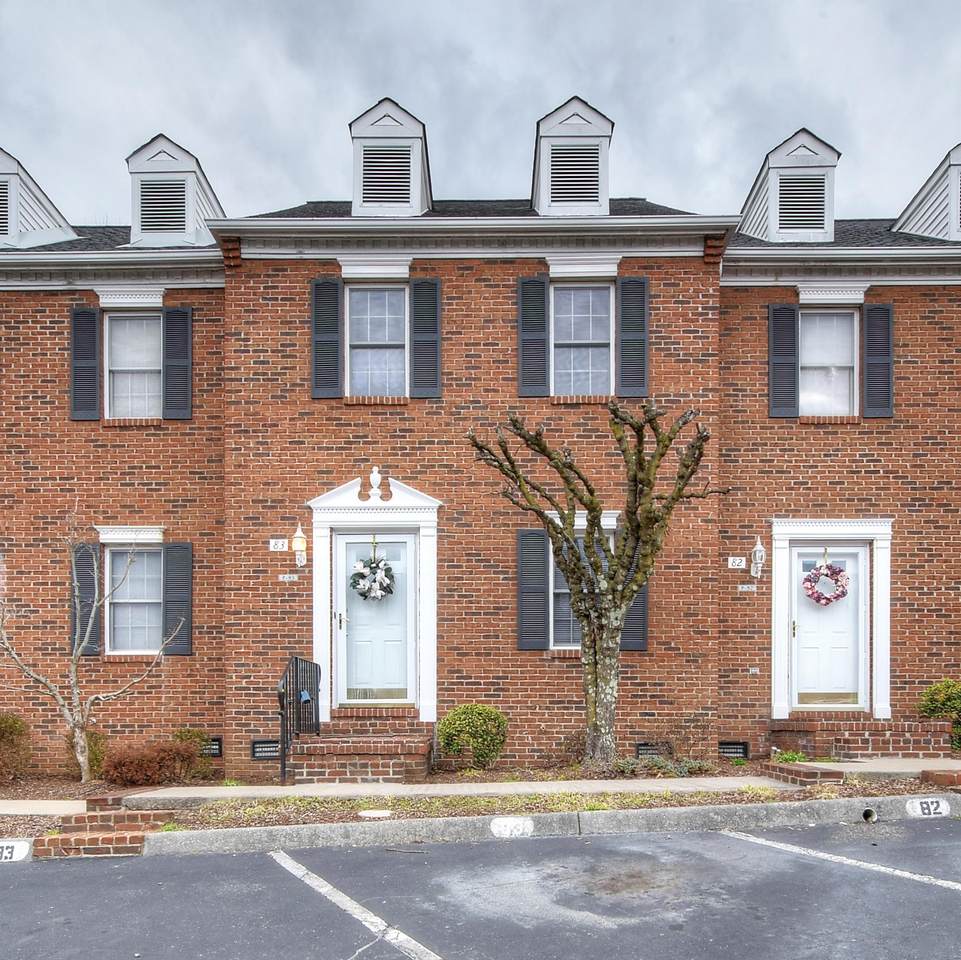 400 Sunset Drive - Photo 1
