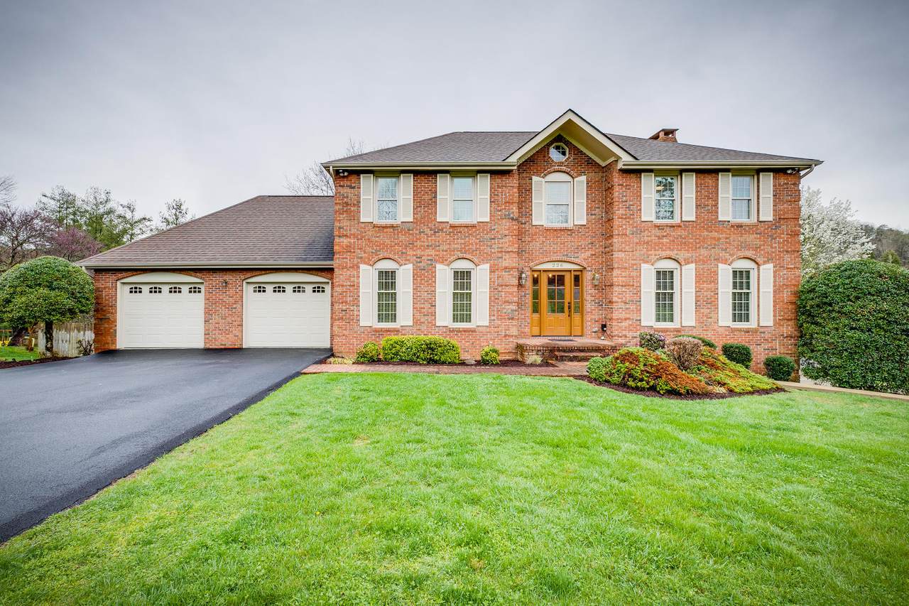 226 Galway Road - Photo 1