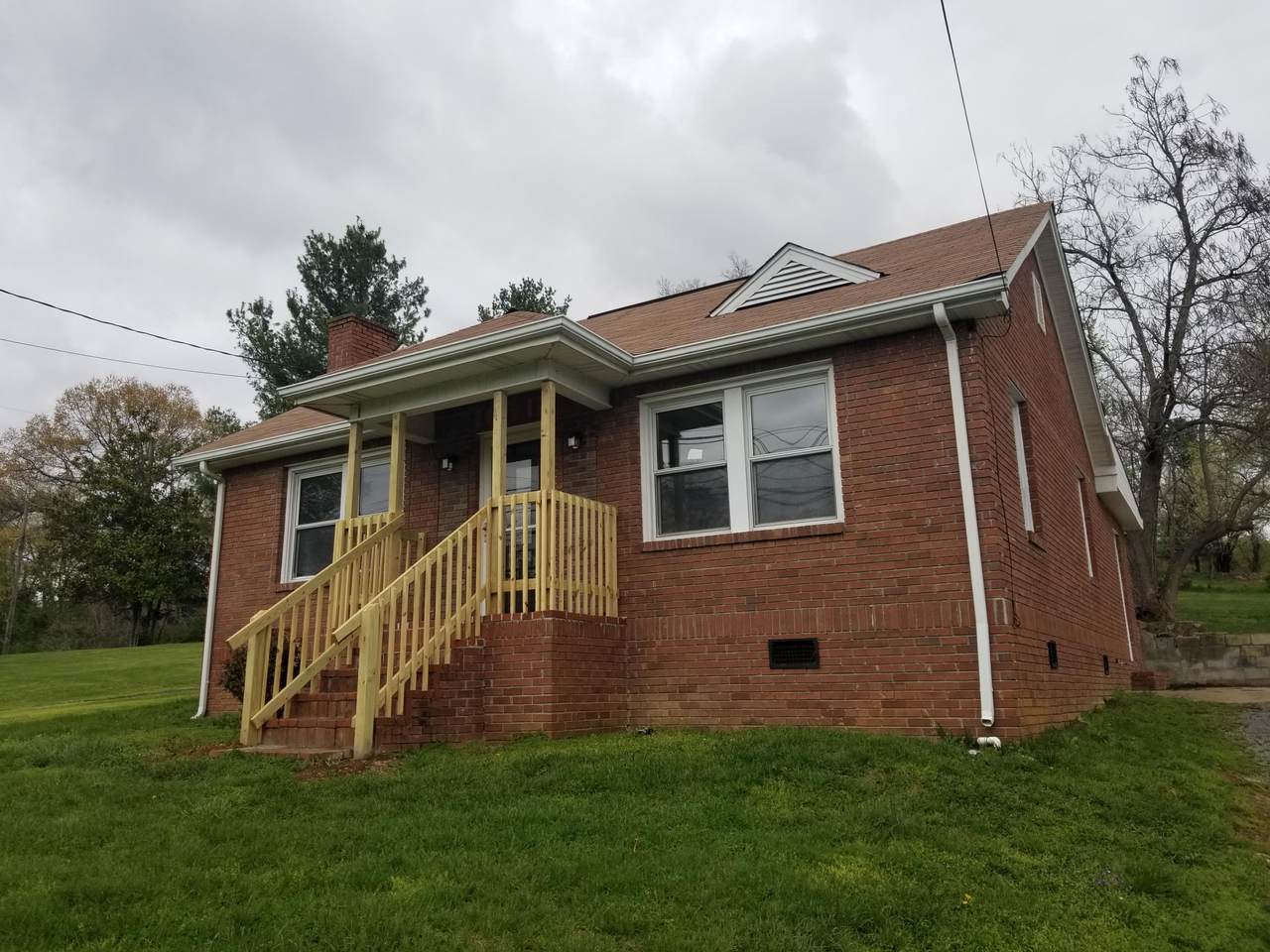 341 May Avenue - Photo 1