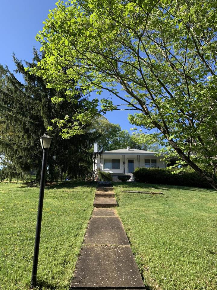 610 Hollis Street - Photo 1 610 Hollis Street - Photo 1