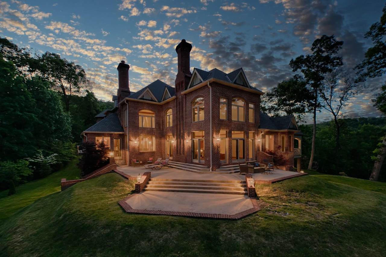 54 Three Oaks Drive - Photo 1