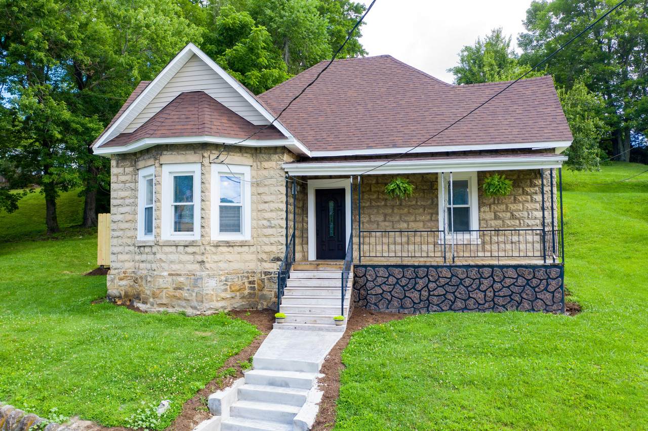111 Dale Street Nw - Photo 1