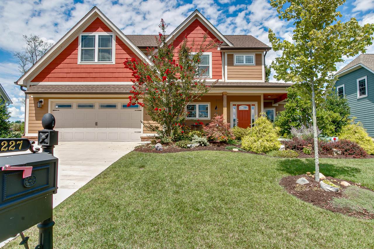 227 Riverwatch Circle - Photo 1