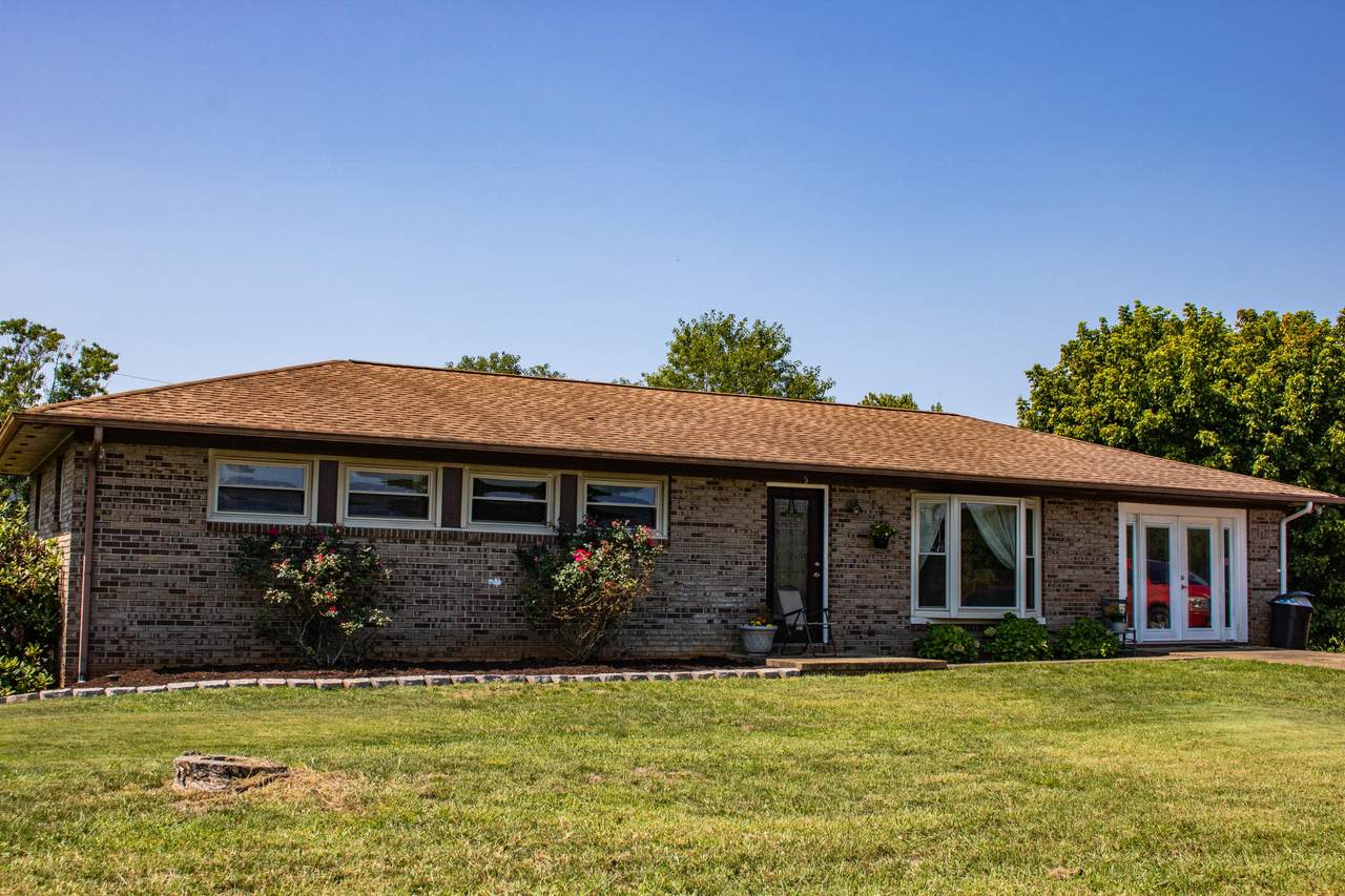 315 Kinkead Street - Photo 1