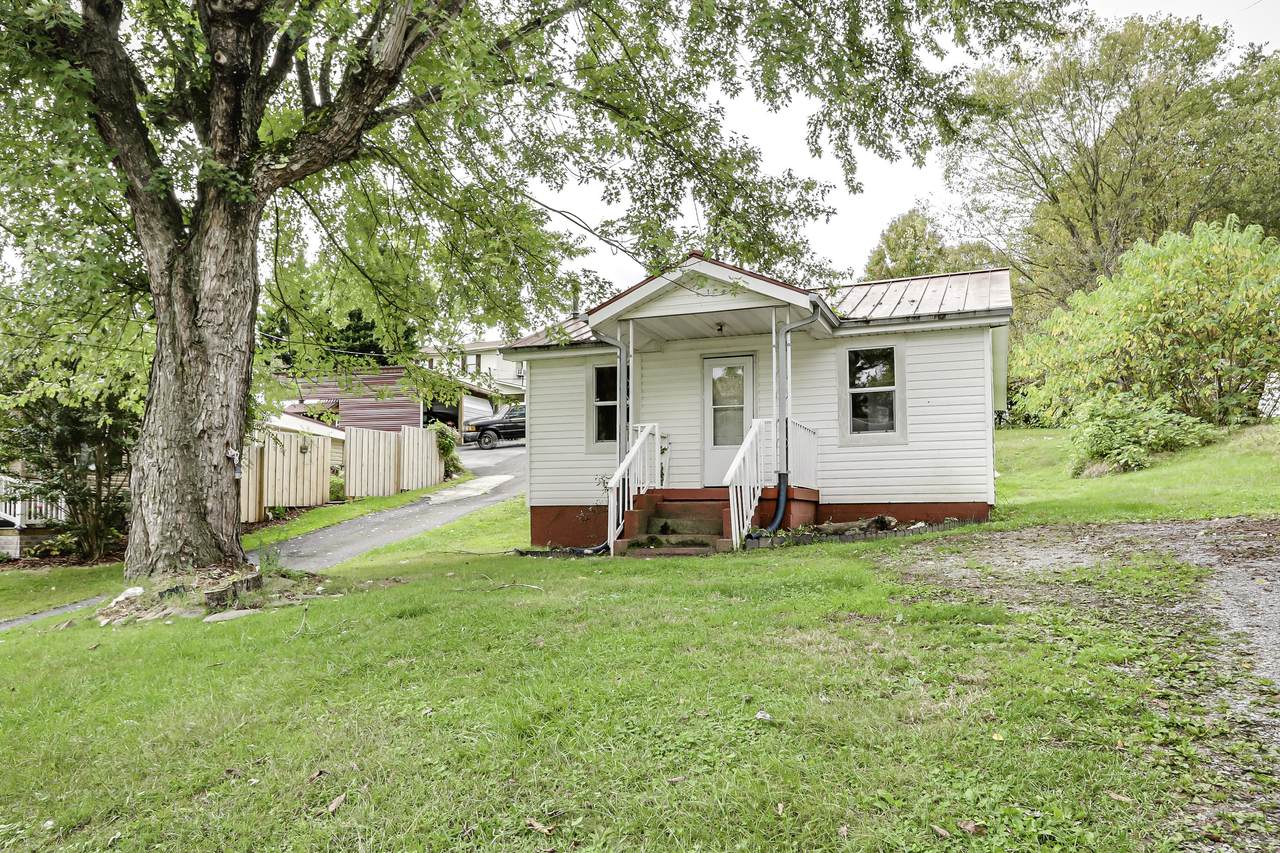 111 Messick Avenue - Photo 1