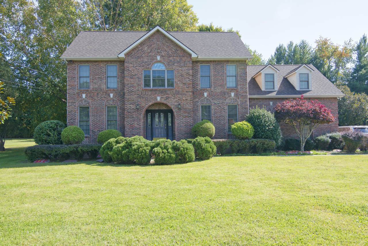427 Chesterfield Drive - Photo 1