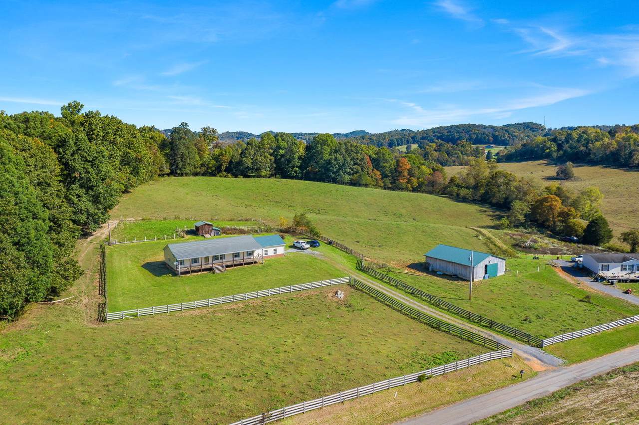 395 Thornburg Road - Photo 1