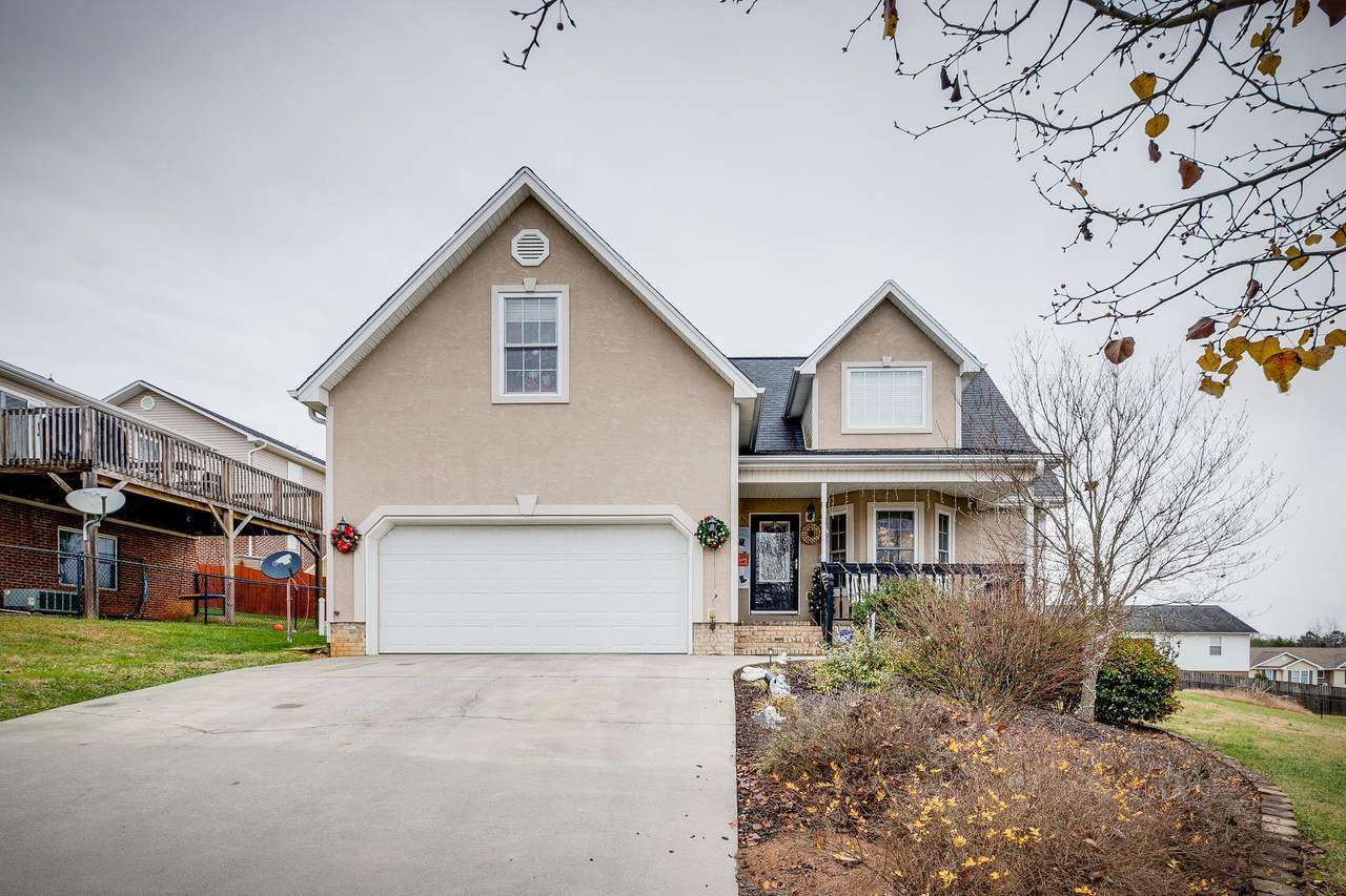 405 Pebble Court - Photo 1