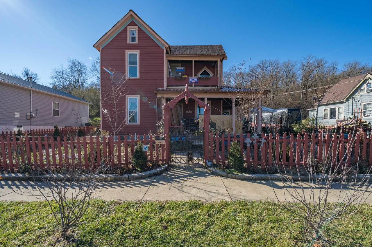 960 Hill Street - Photo 1