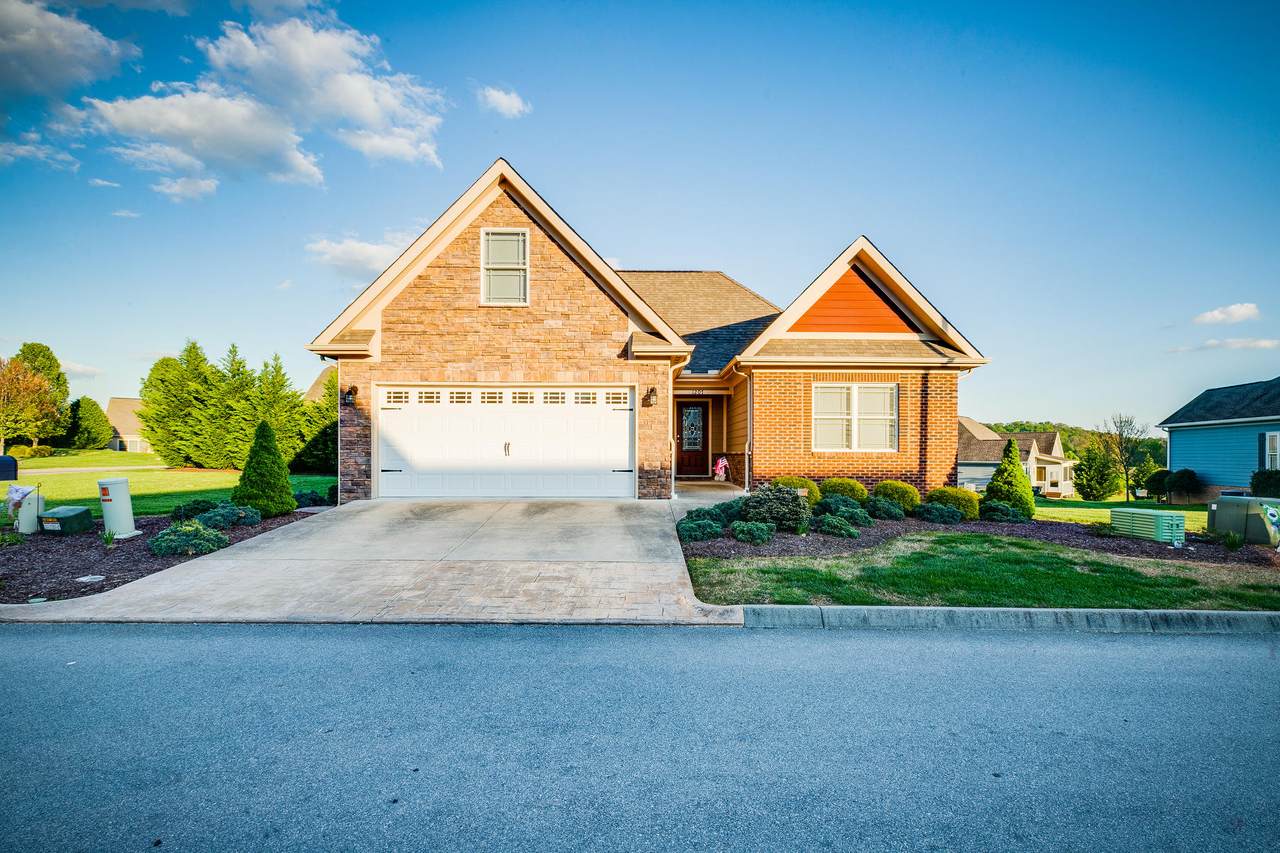 1207 Tuscany Way - Photo 1