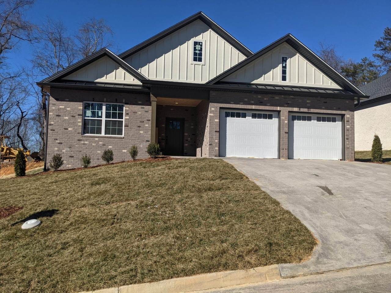 343 English Ivy Trail - Photo 1