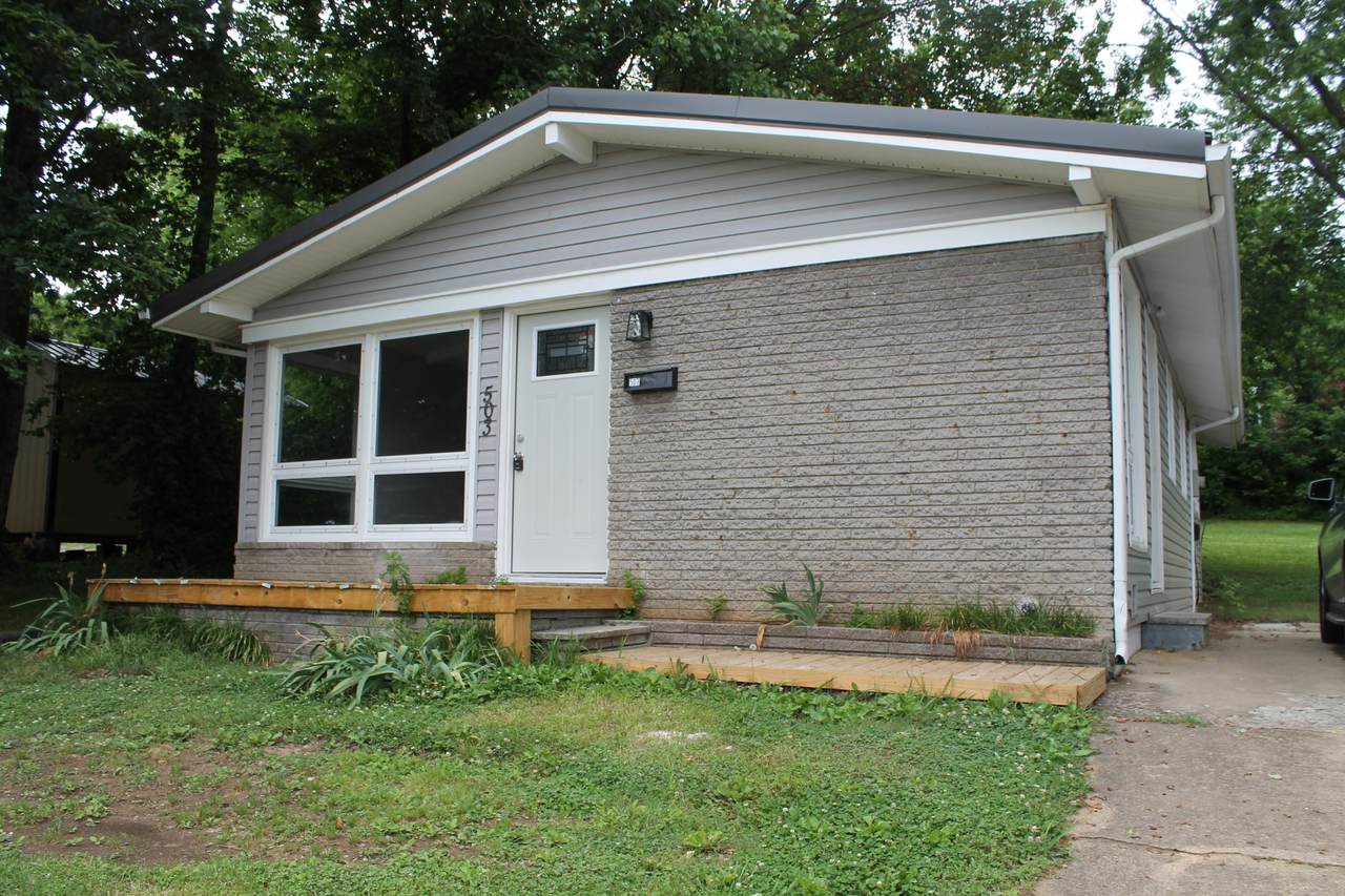 503 N Irish St - Photo 1