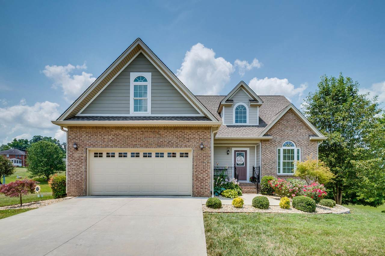 184 Peppertree Drive - Photo 1