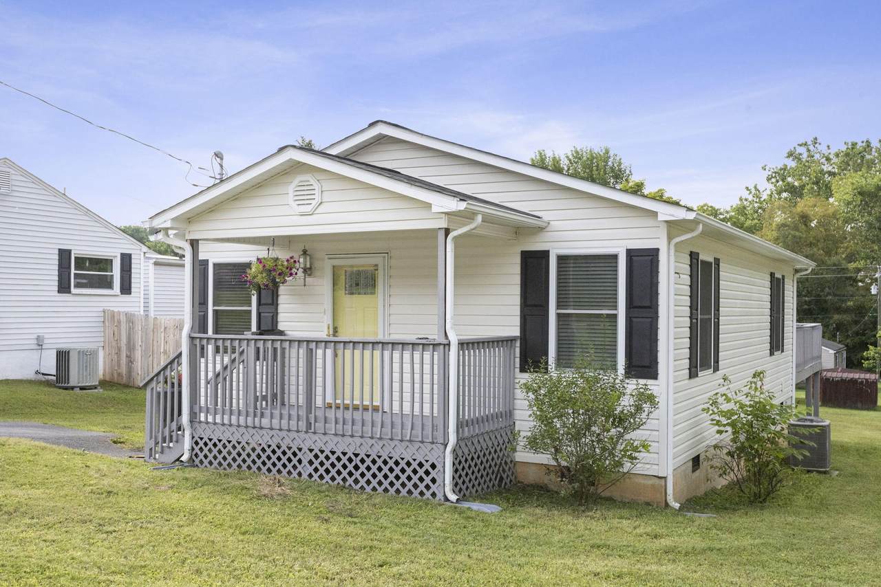2308 Bay Street - Photo 1