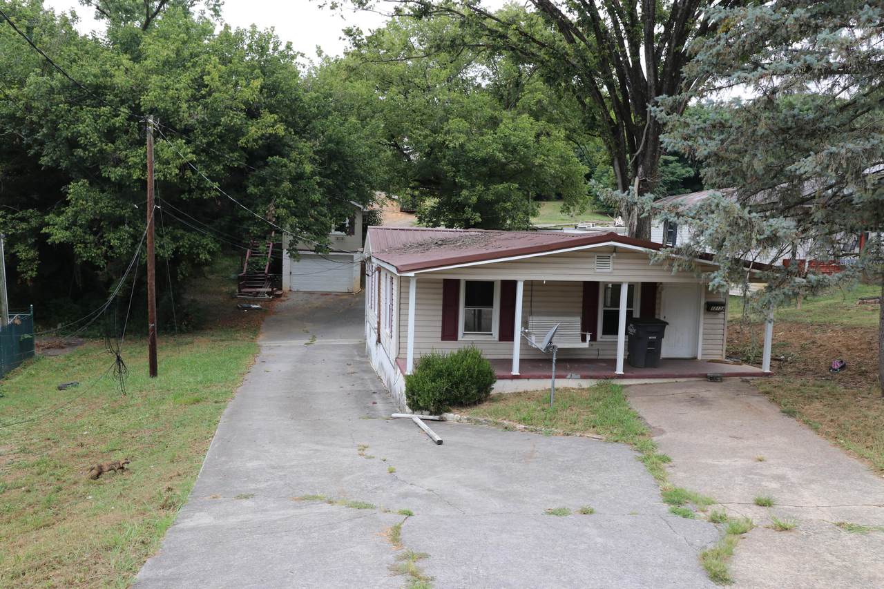 1212 Fairview - Photo 1