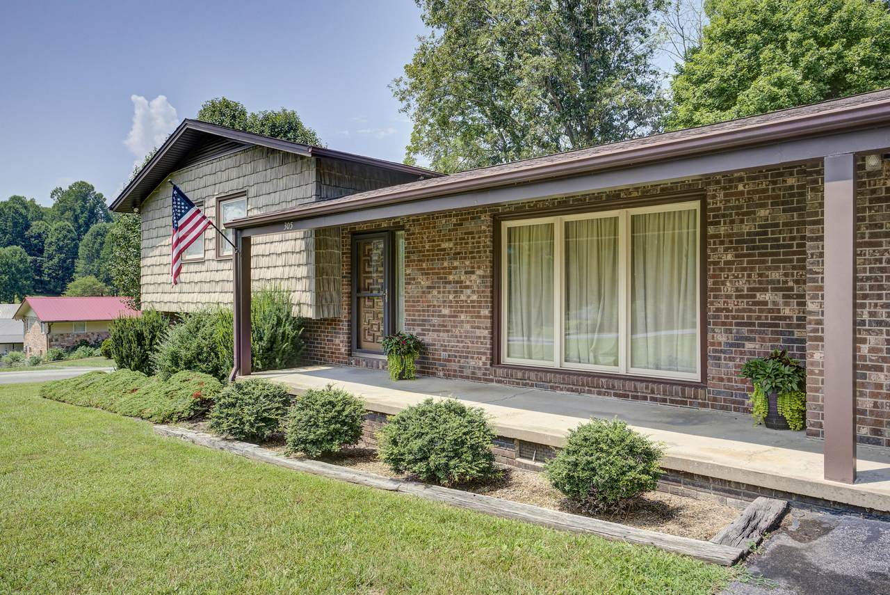 305 Tams Lane - Photo 1