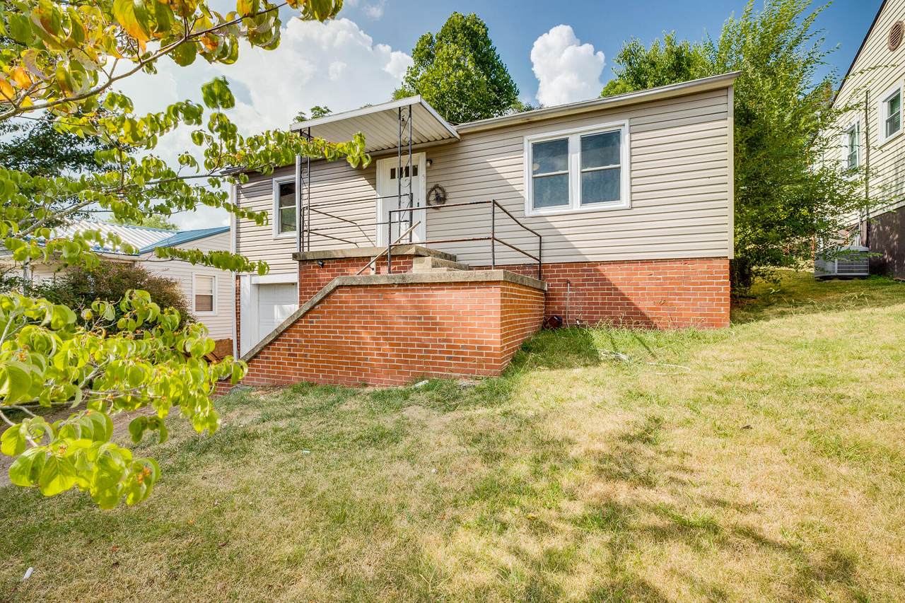 644 Bays View Road - Photo 1