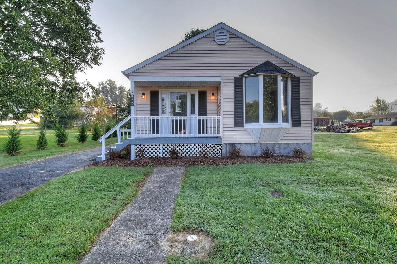 922 Dejarnette Street - Photo 1