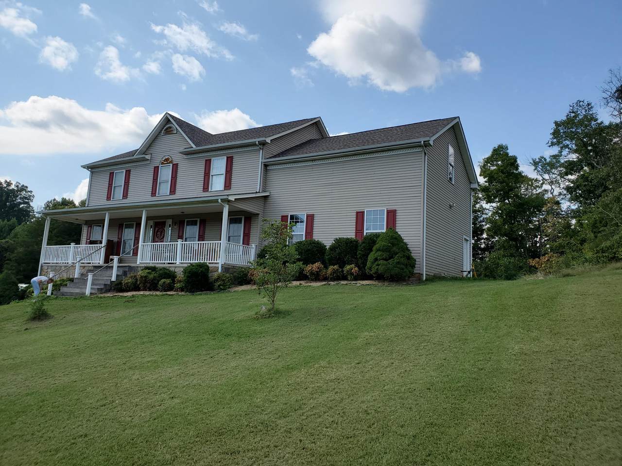 720 Friendship Road - Photo 1