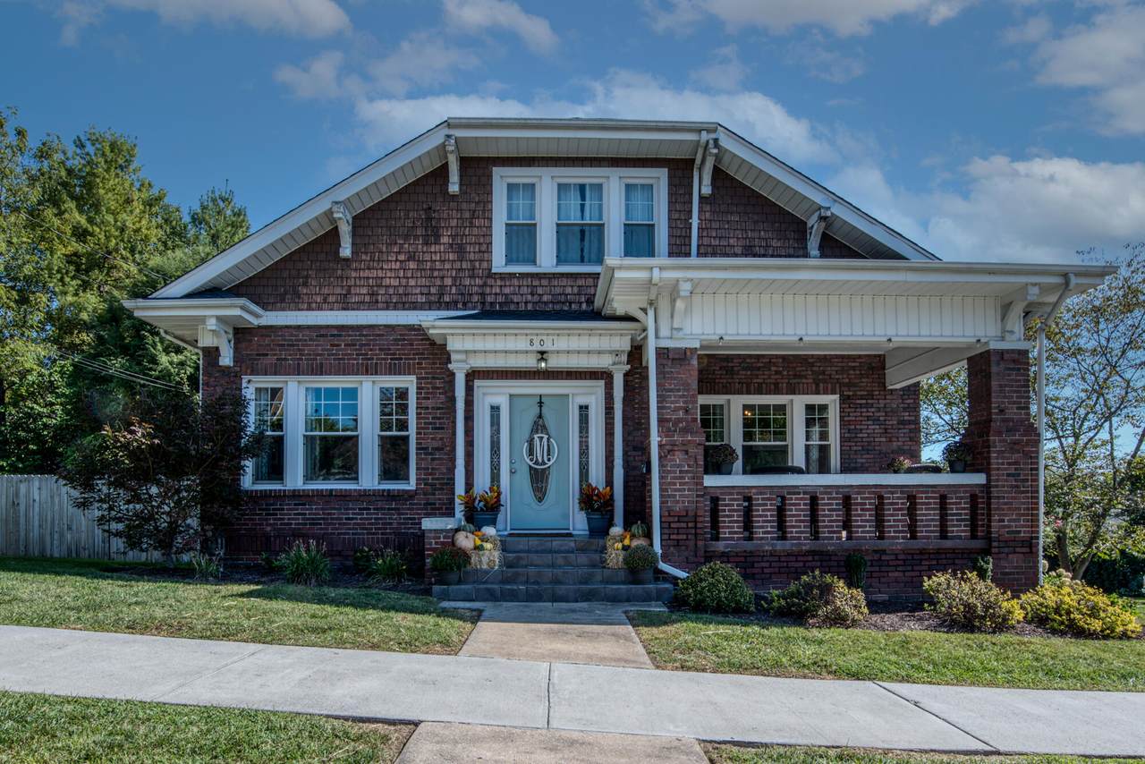 801 Park Street - Photo 1