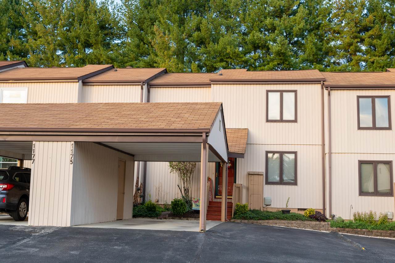 136 Pebble Drive - Photo 1