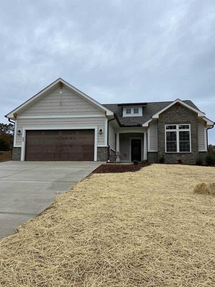 662 Gardenia Drive - Photo 1