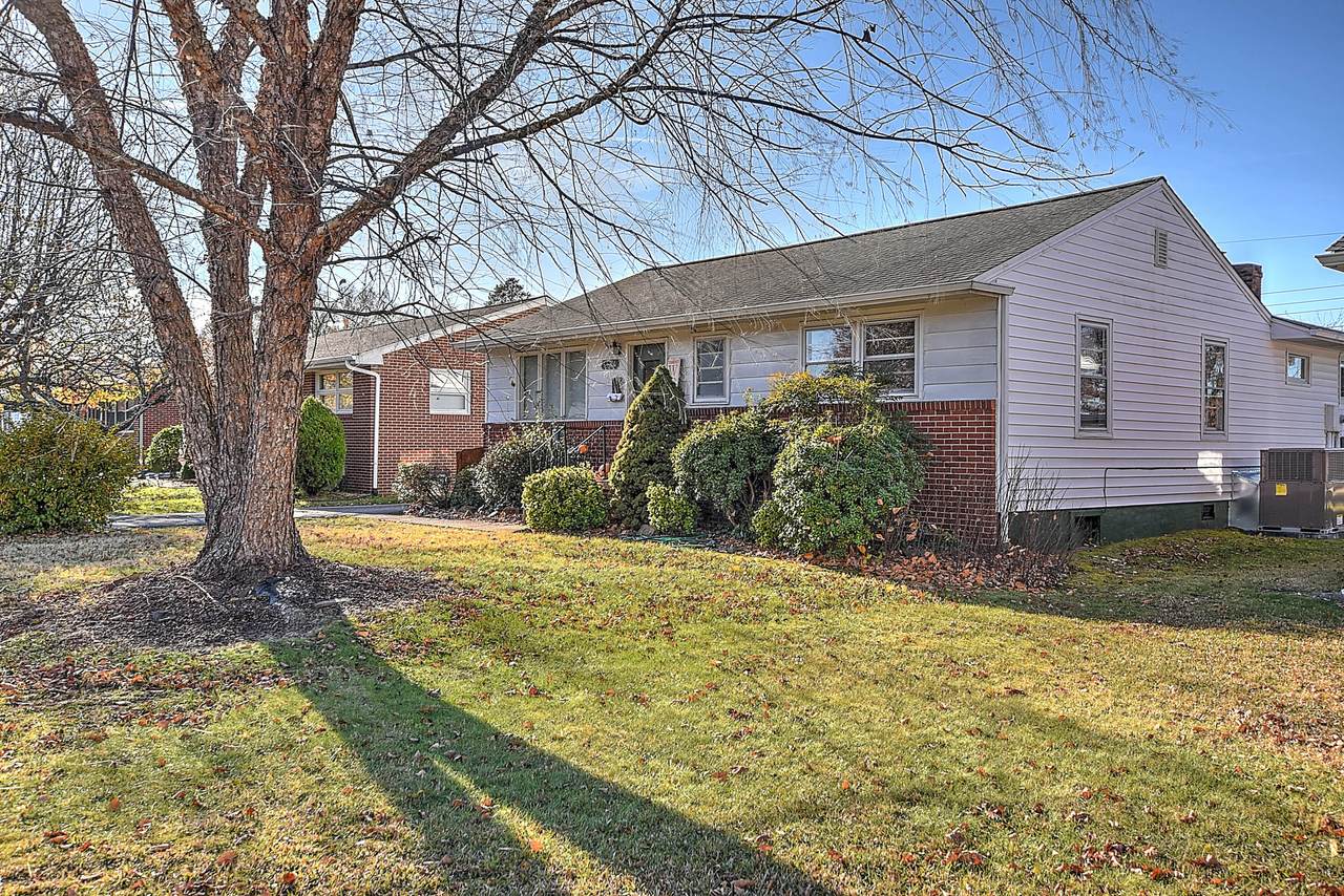 1544 Warpath Drive - Photo 1