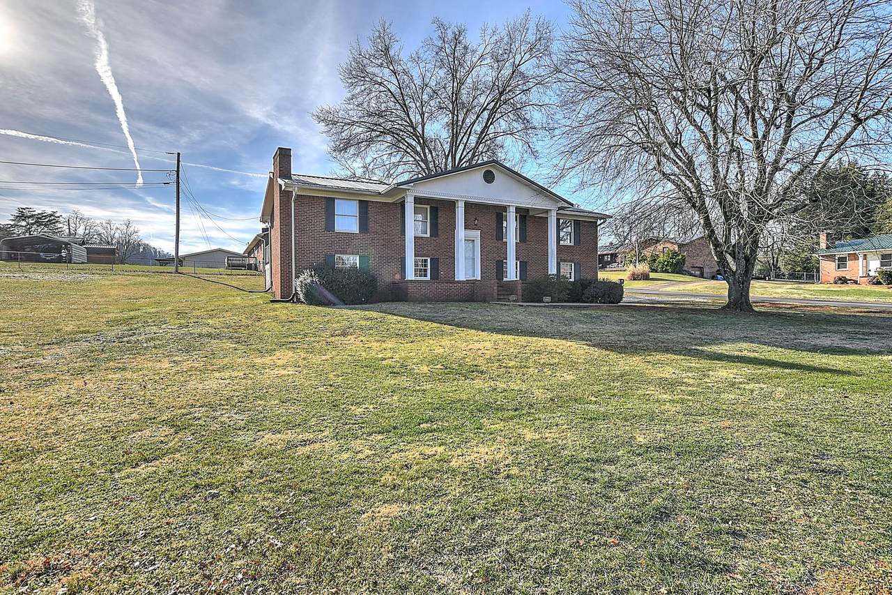 204 Cooper Street - Photo 1