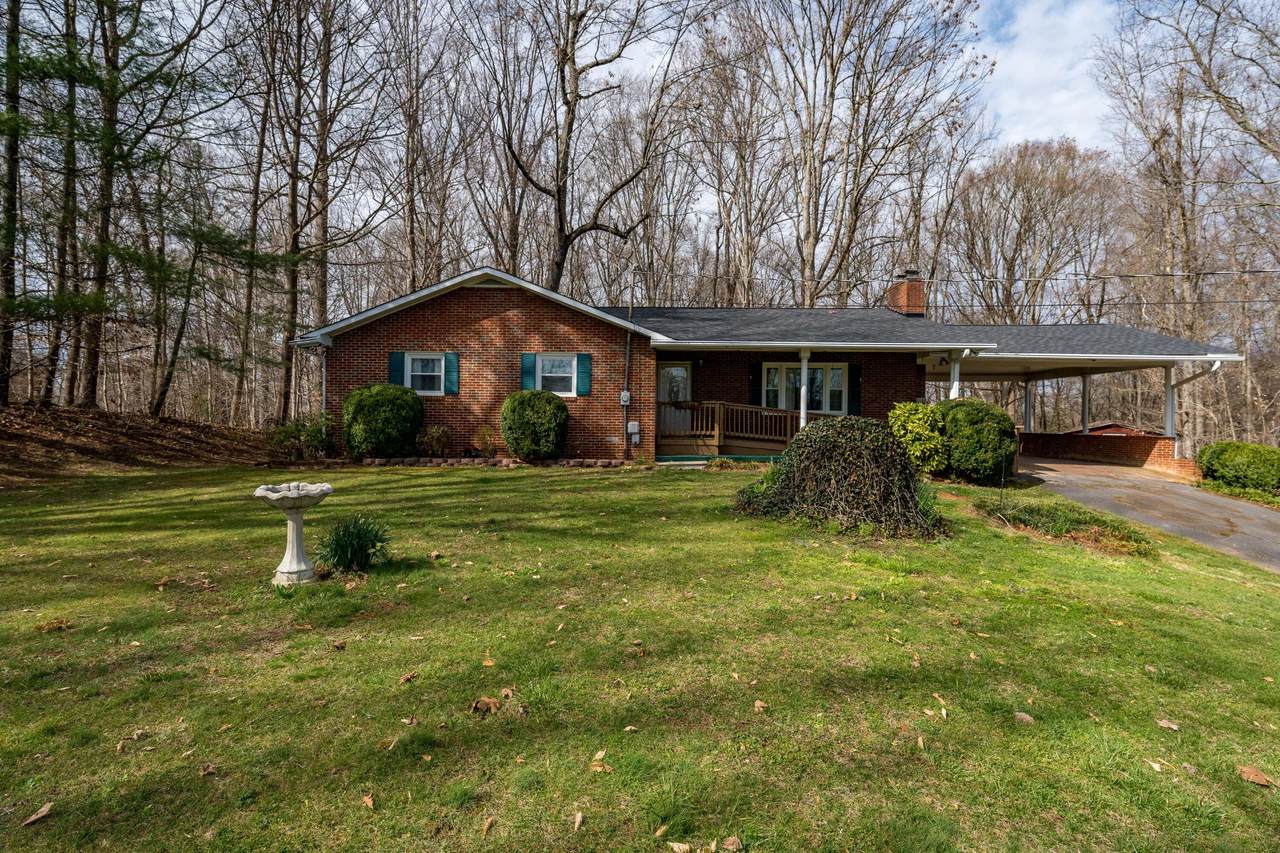 4016 Old Jonesborough Road - Photo 1