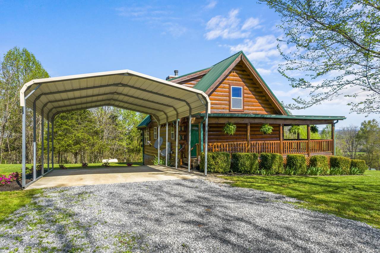 1518 Foxford Road - Photo 1