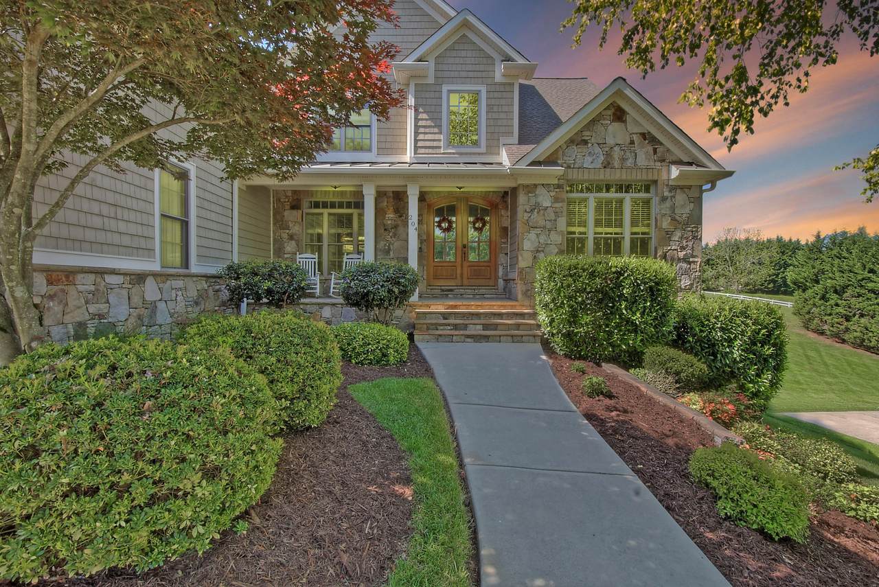 204 Highland Gate Drive - Photo 1