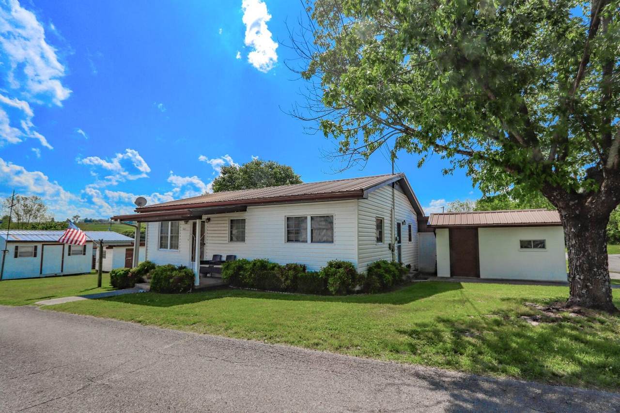 121 Parrott Circle - Photo 1