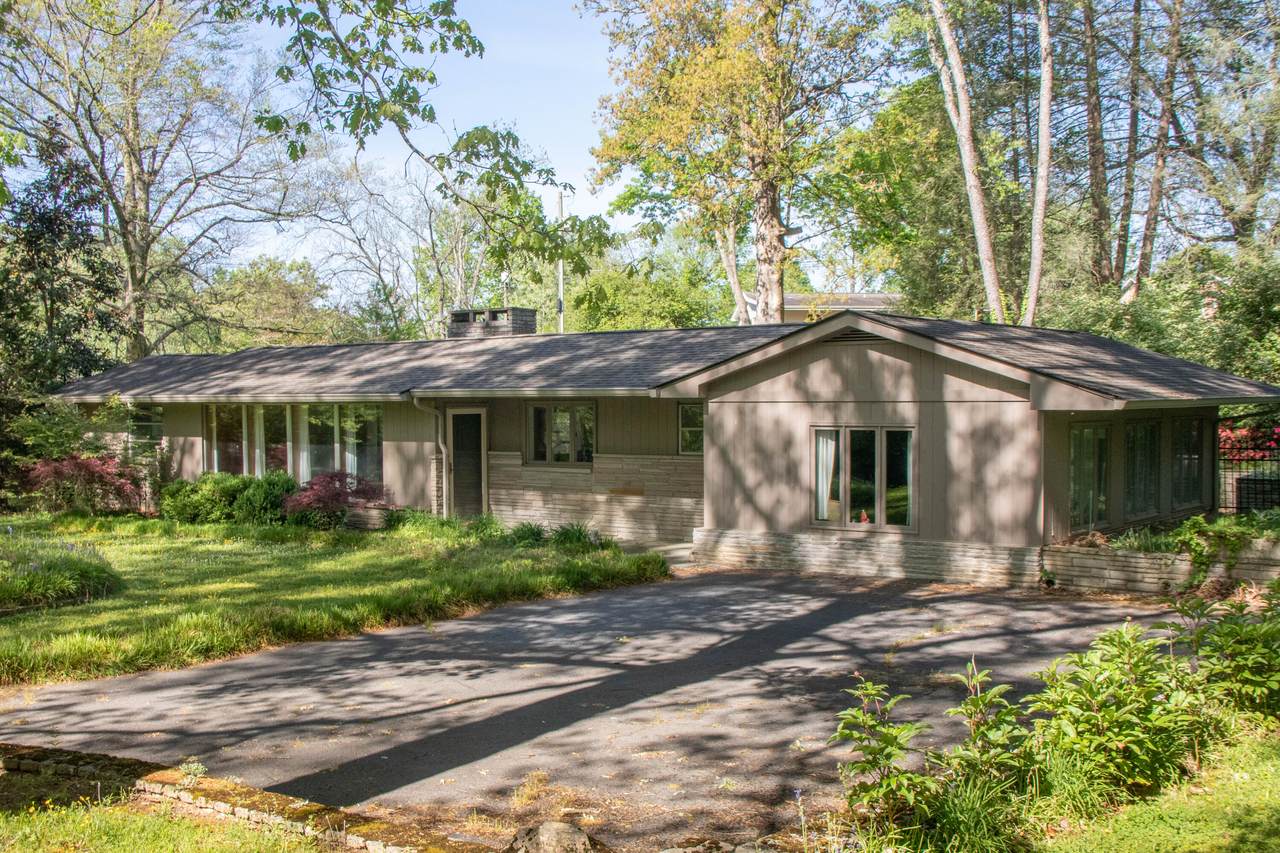 104 Ridgewood Drive - Photo 1