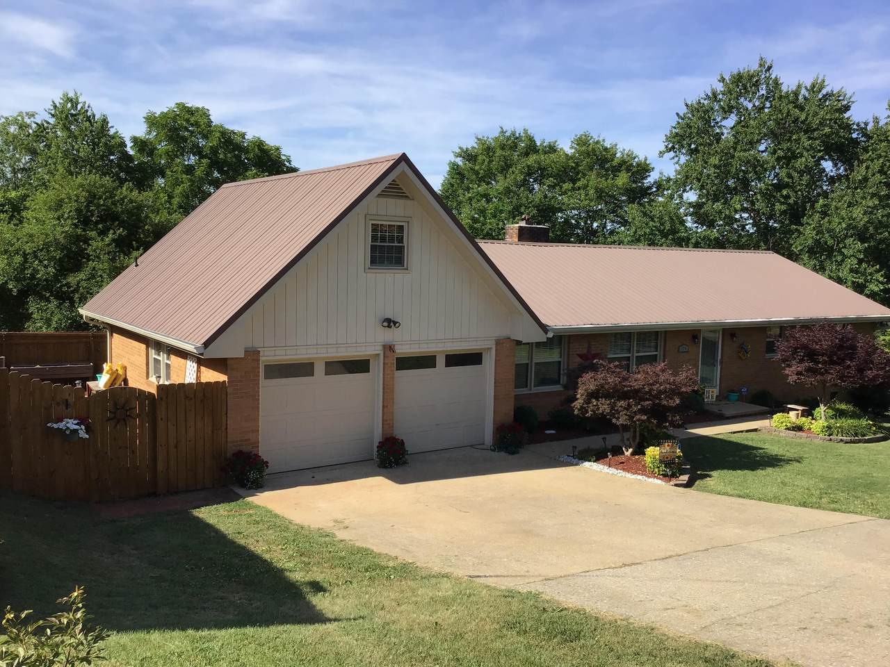 120 Oak Street - Photo 1