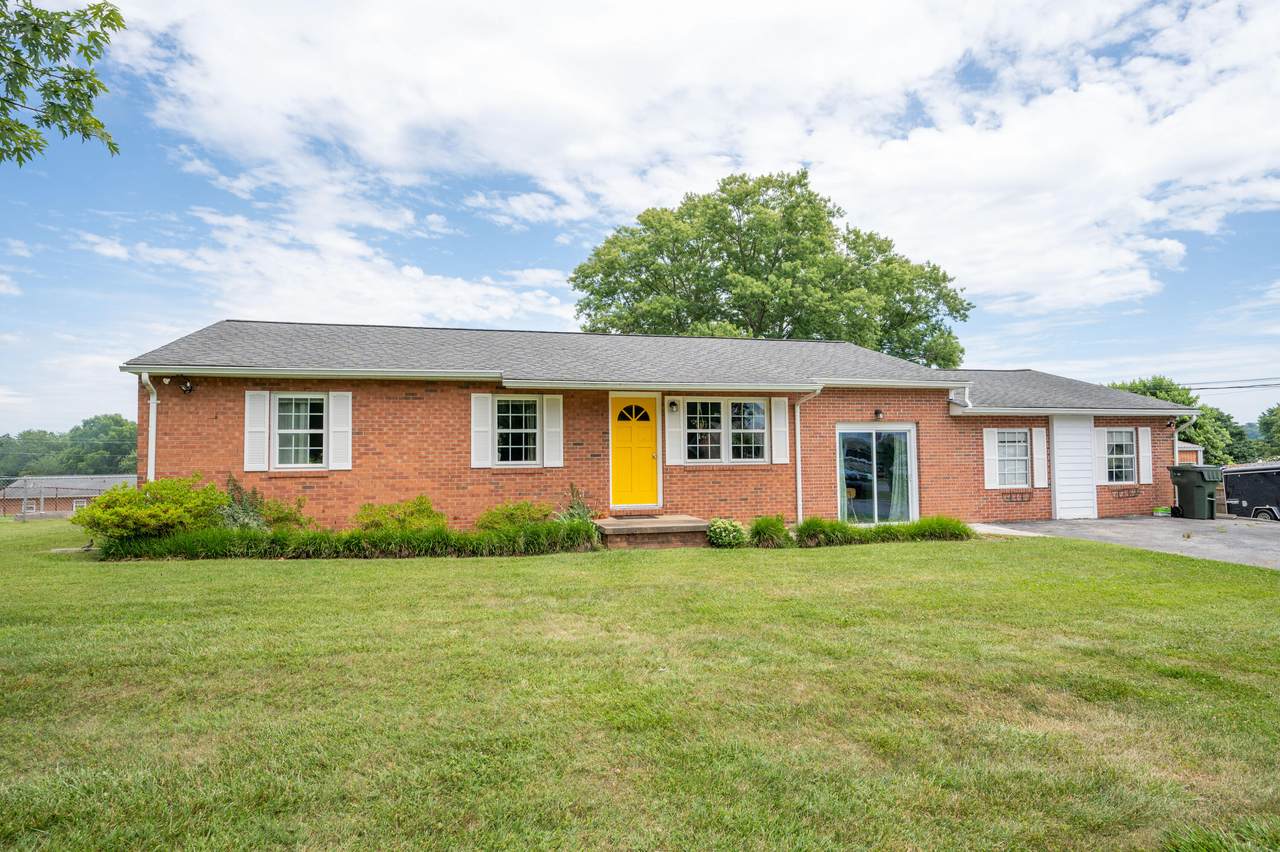 142 Fairway Drive - Photo 1