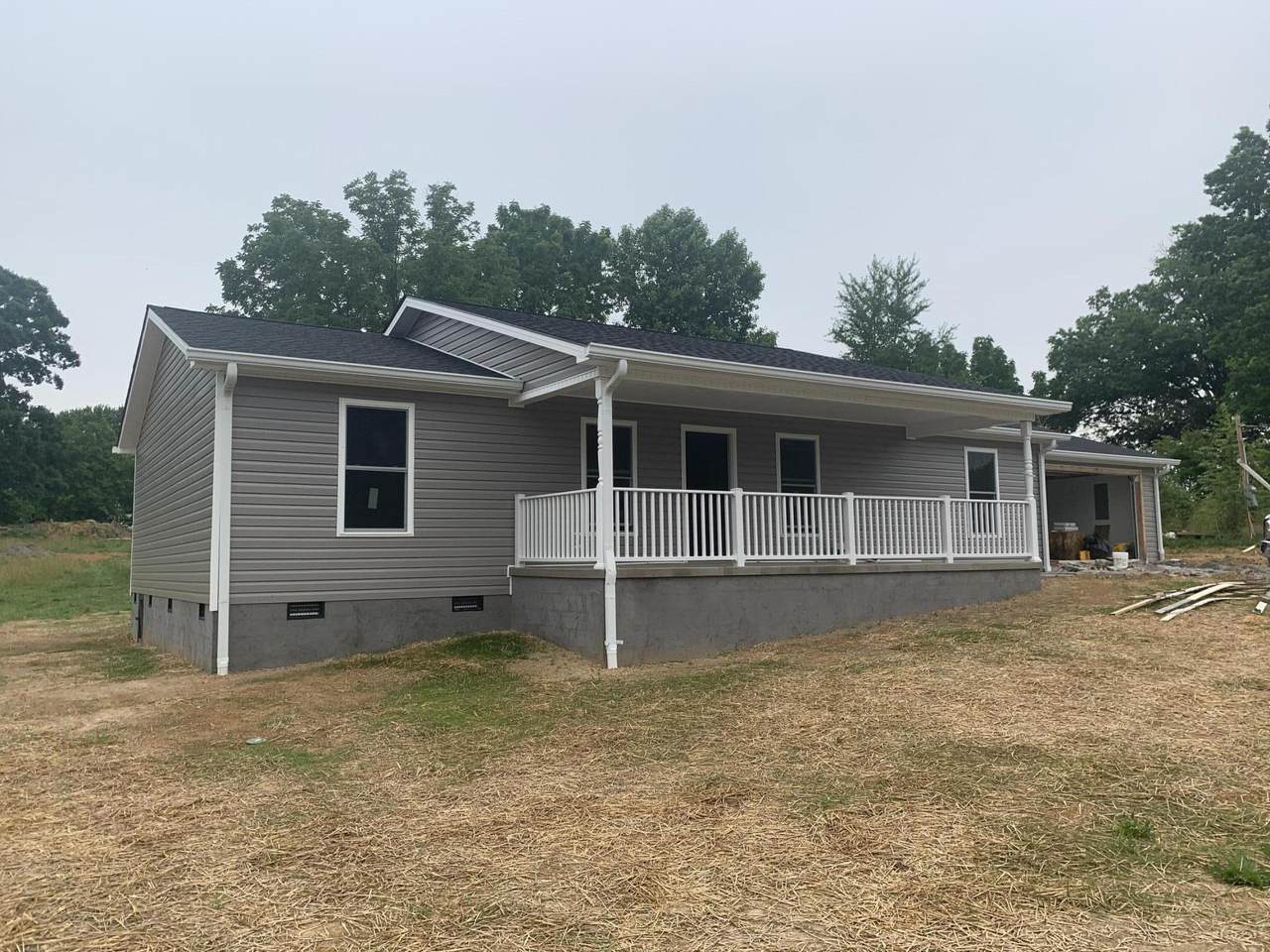 1612 Main Street - Photo 1