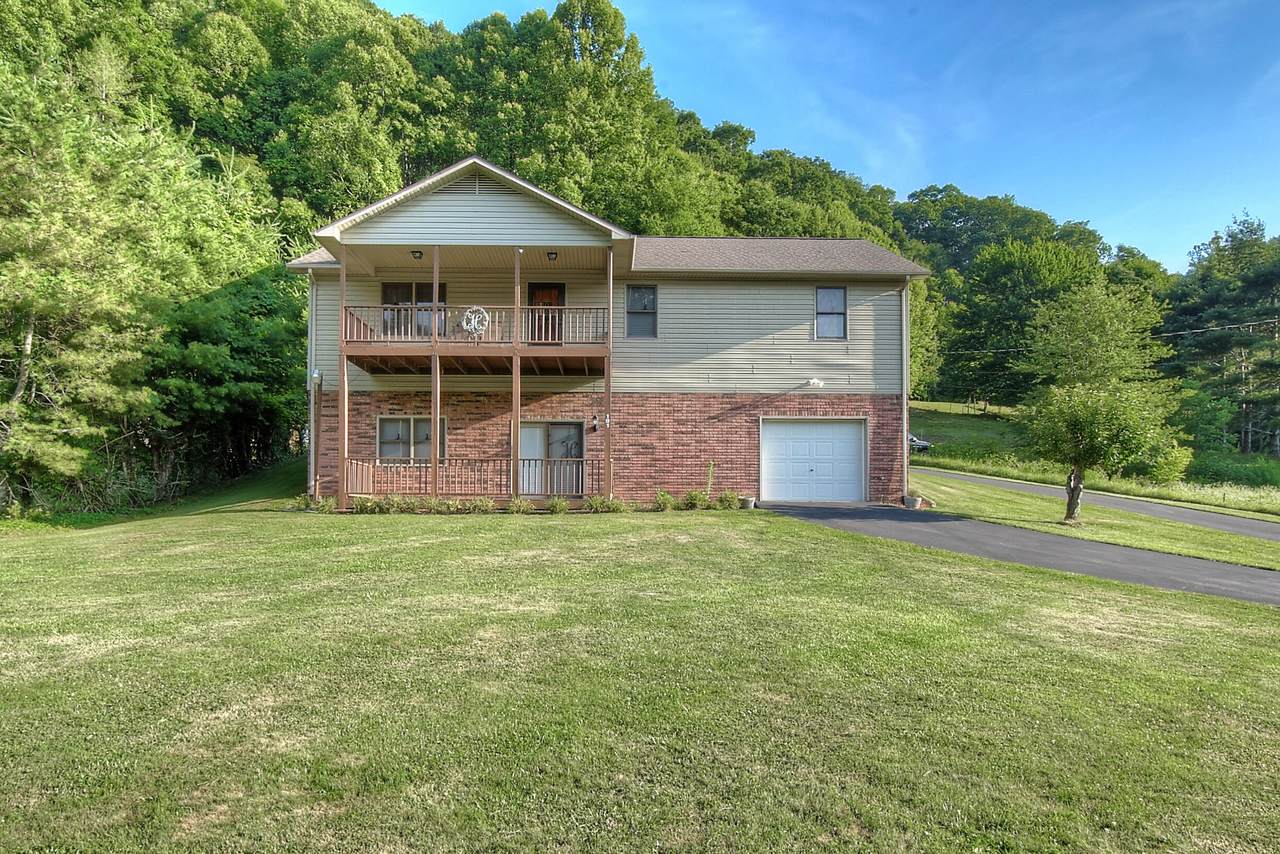 101 Pine Lane - Photo 1