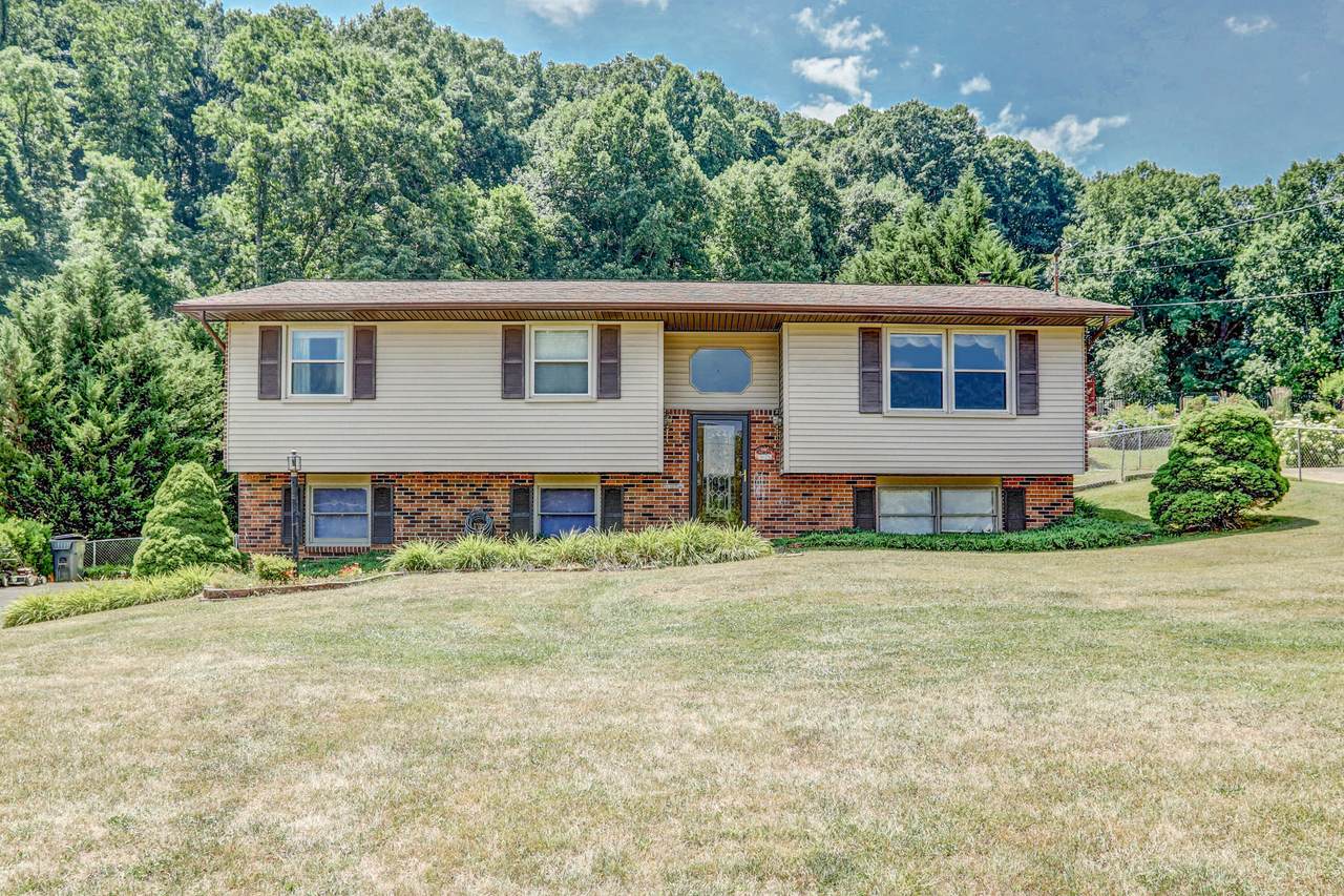 5025 Boss Road - Photo 1