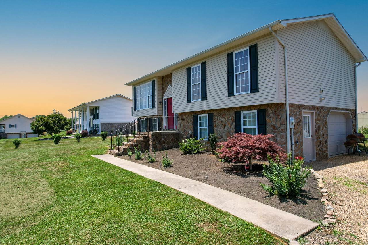 505 Pinto Road - Photo 1