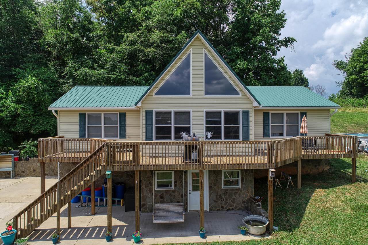613 Pigeon Hollow Road - Photo 1