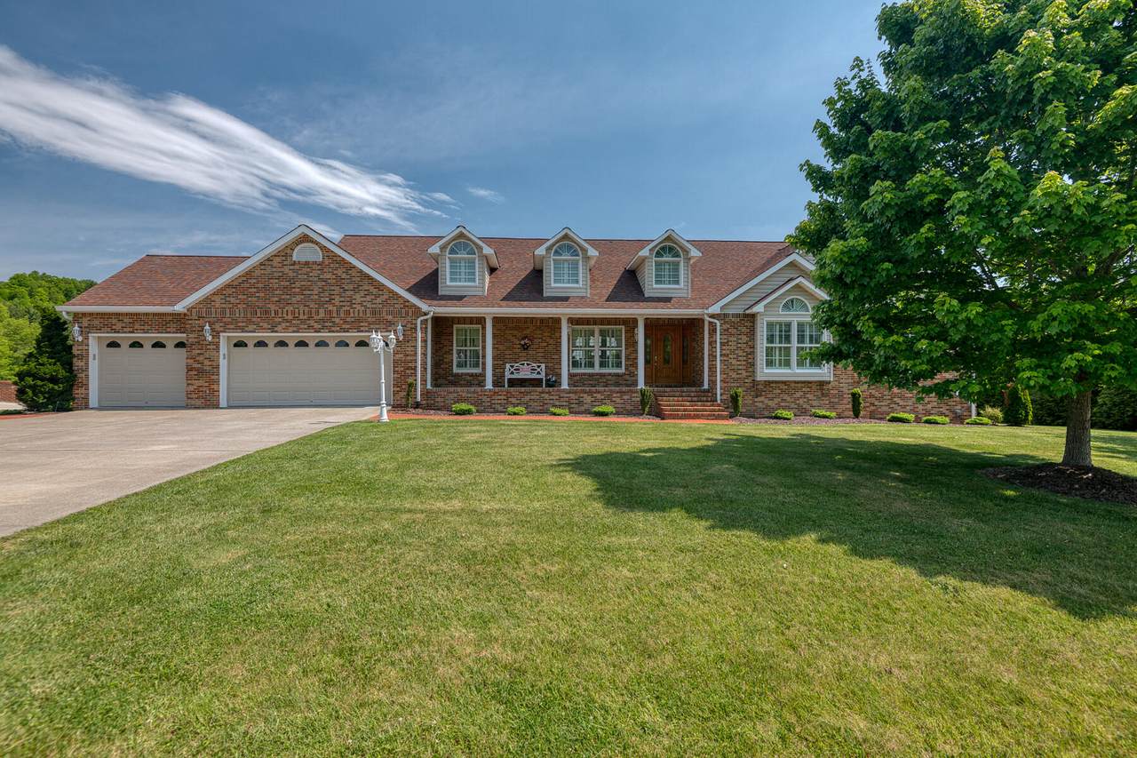 152 Oak View Street - Photo 1