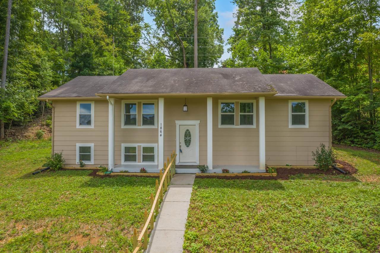 1864 Lakewood Drive - Photo 1
