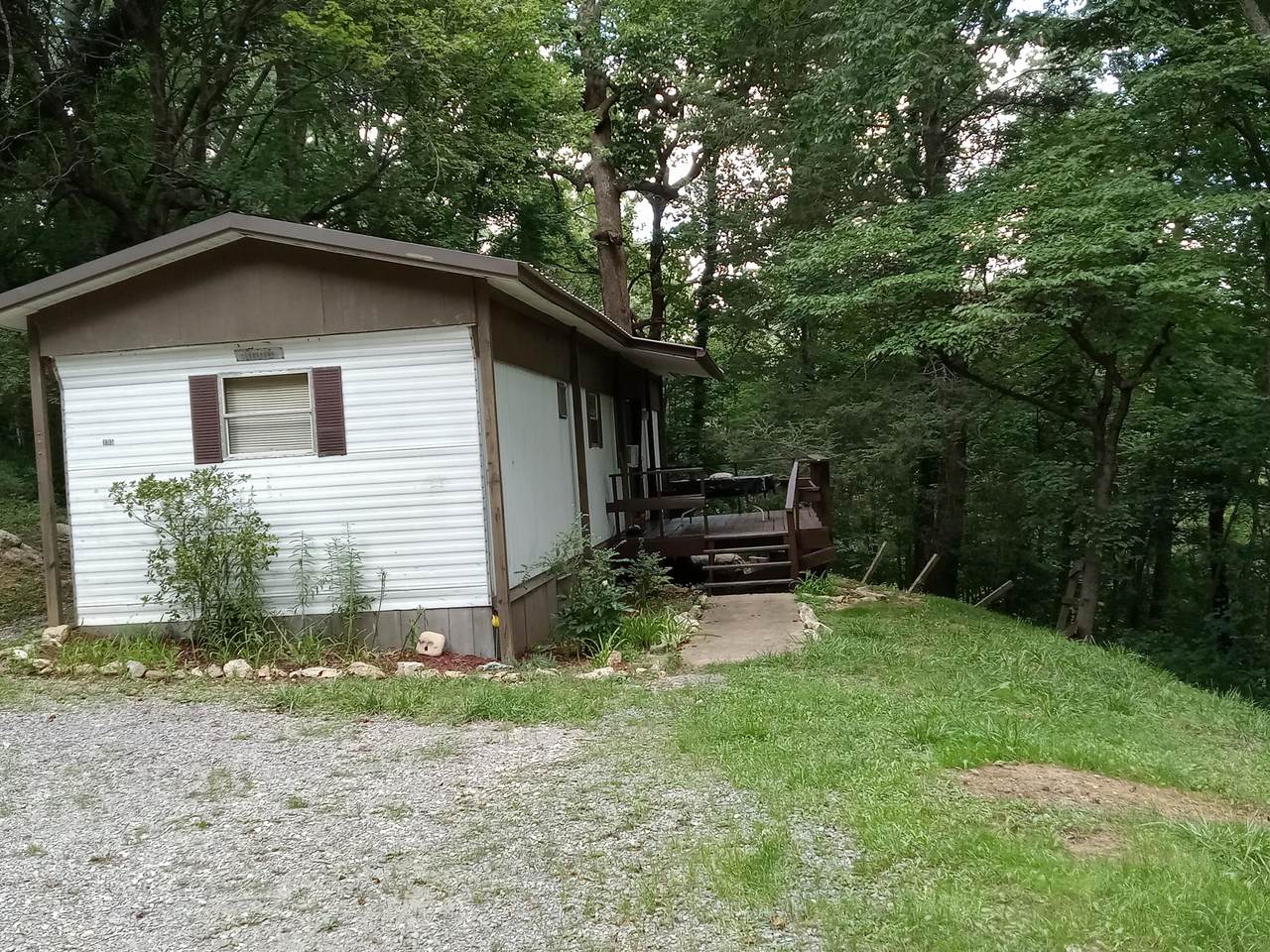135 York Street - Photo 1