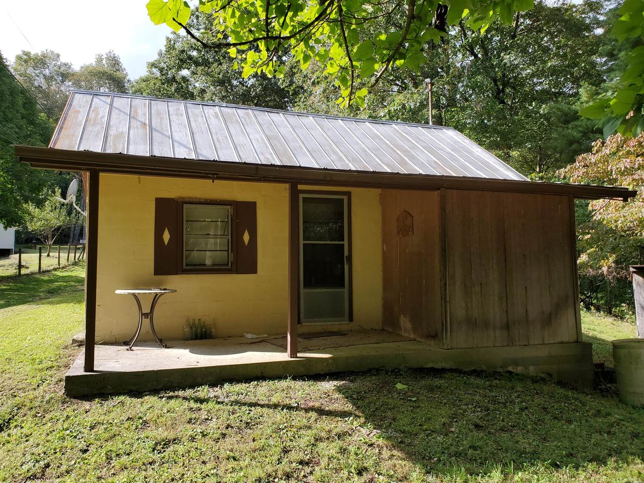 341 Blackhill Drive - Photo 1